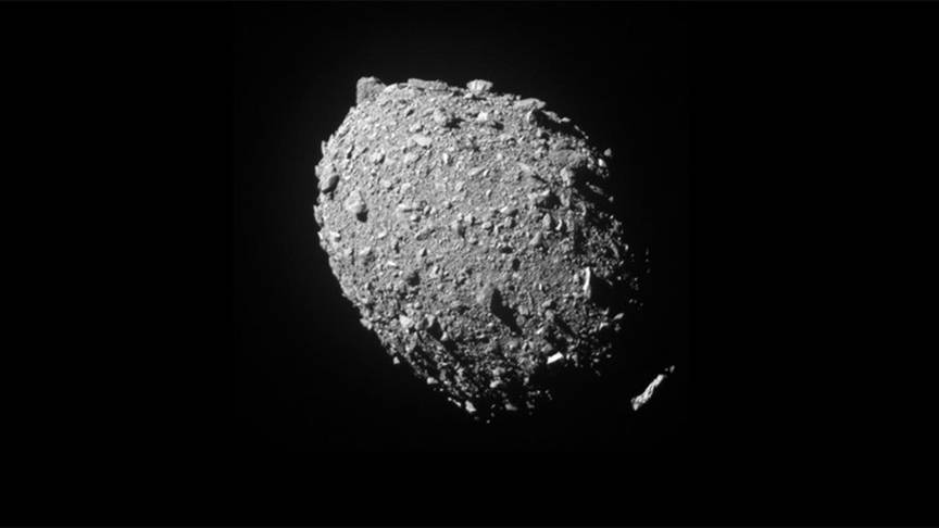 Galata Kulesi büyüklüğündeki asteroid saatte 33 bin km hızla yaklaşıyor! Pazartesi gecesi çok yakından geçecek! 6